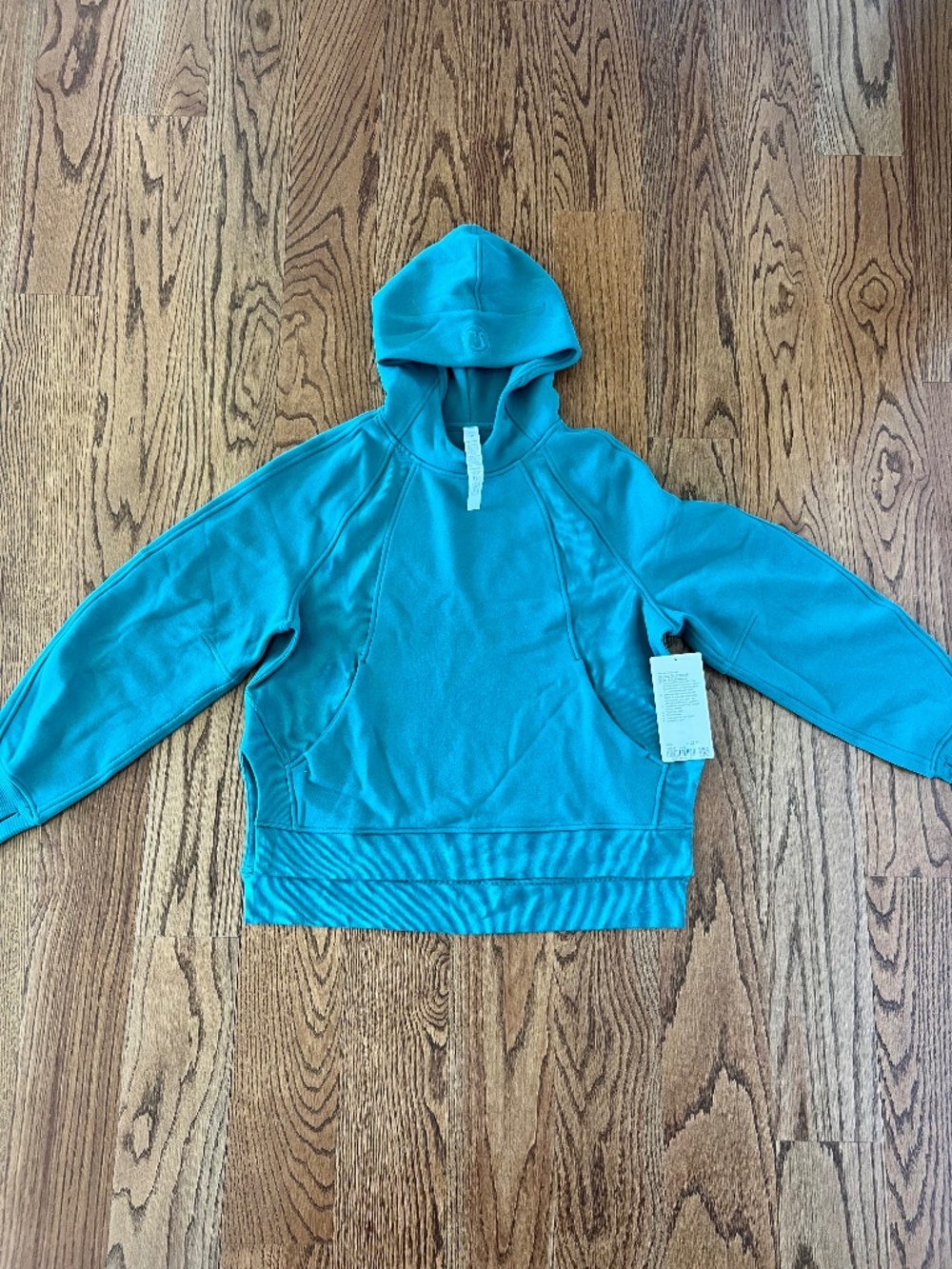 Lululemon Scuba Oversized Side slit hoodie M/L - NWT!
